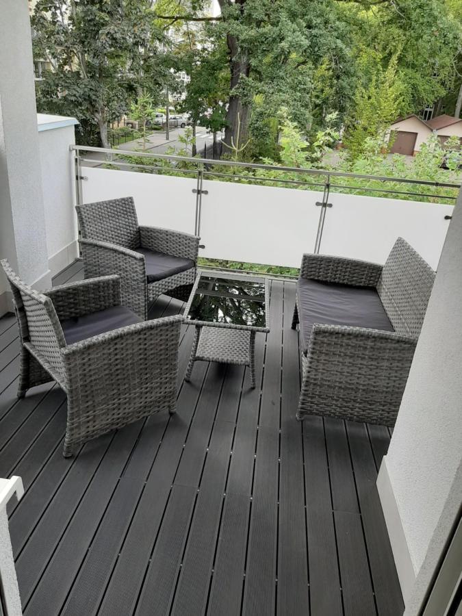 Апартаменты Apartament Emily Свиноуйсьце Экстерьер фото