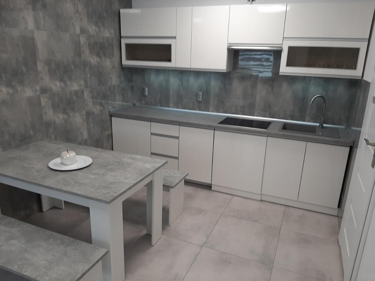 Апартаменты Apartament Emily Свиноуйсьце Экстерьер фото