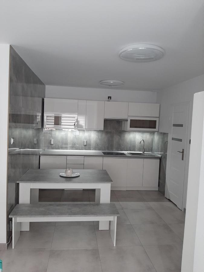 Апартаменты Apartament Emily Свиноуйсьце Экстерьер фото